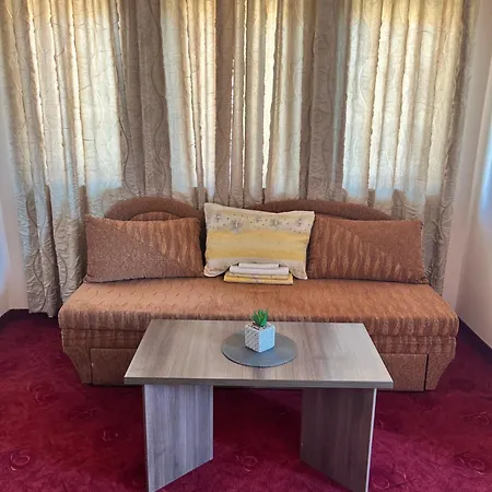 Stedy 招待所 切尔诺莫雷茨